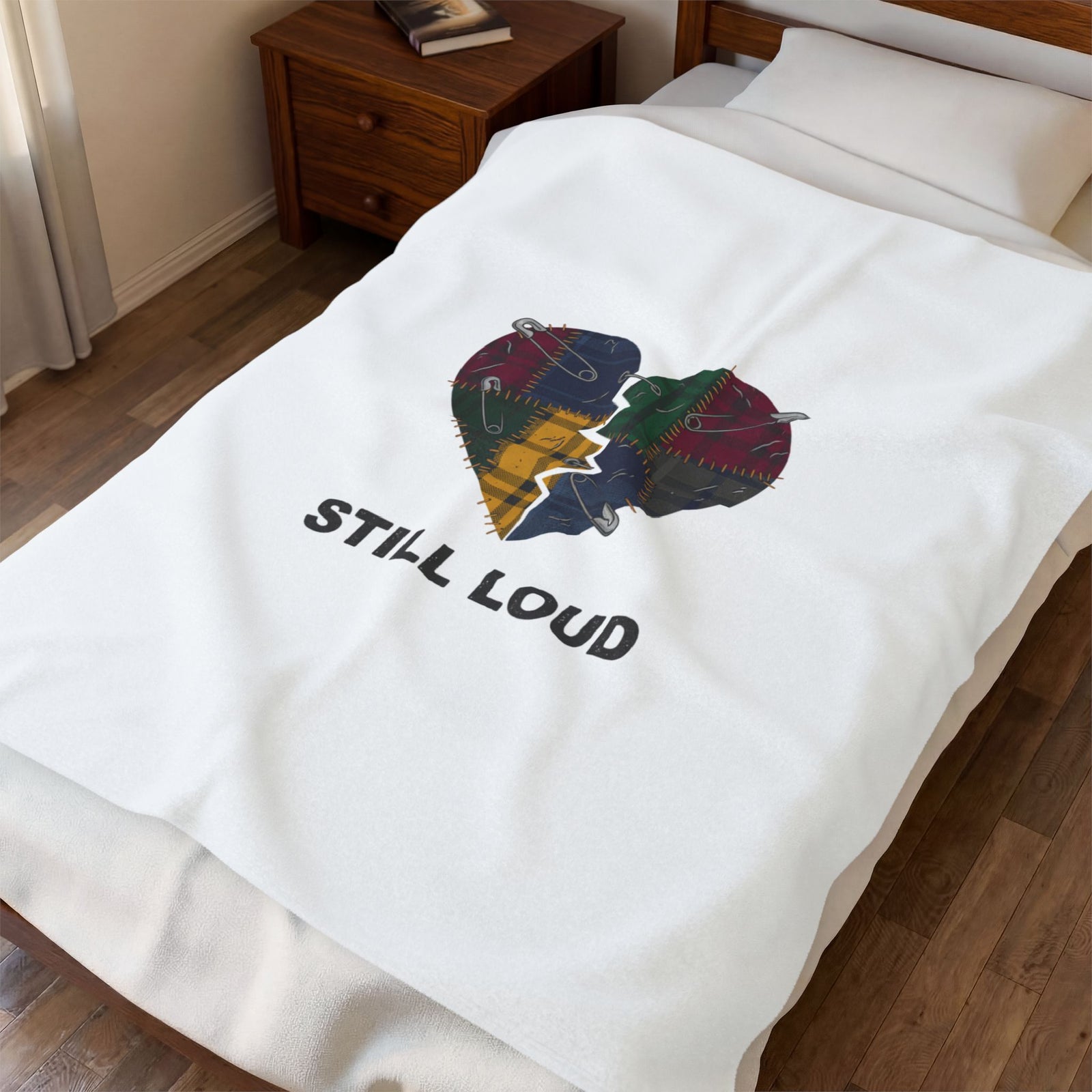 Still Loud Plaid Heart Velveteen Blanket | Grunge Revival, 90s Flannel Aesthetic