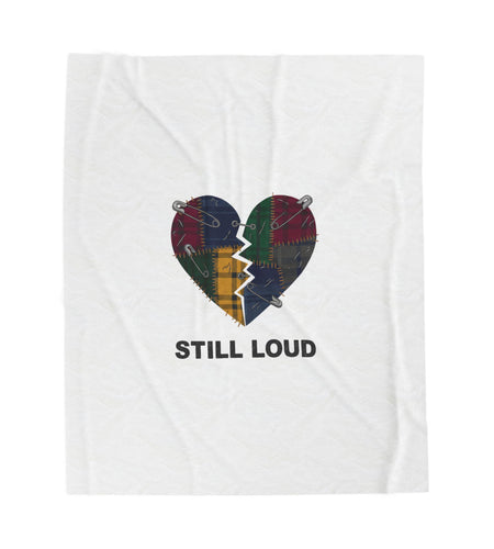 Still Loud Plaid Heart Velveteen Blanket | Grunge Revival, 90s Flannel Aesthetic