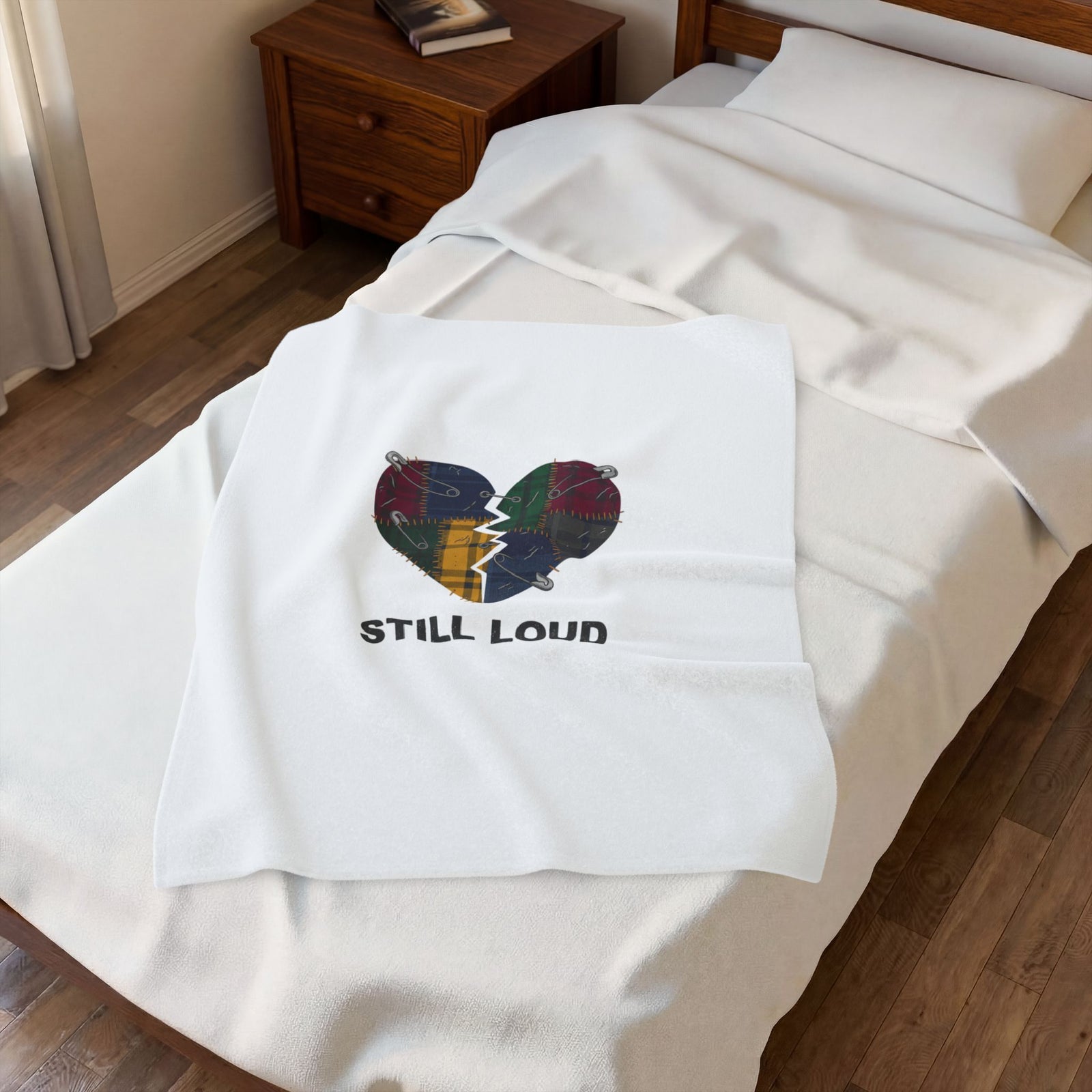 Still Loud Plaid Heart Velveteen Blanket | Grunge Revival, 90s Flannel Aesthetic
