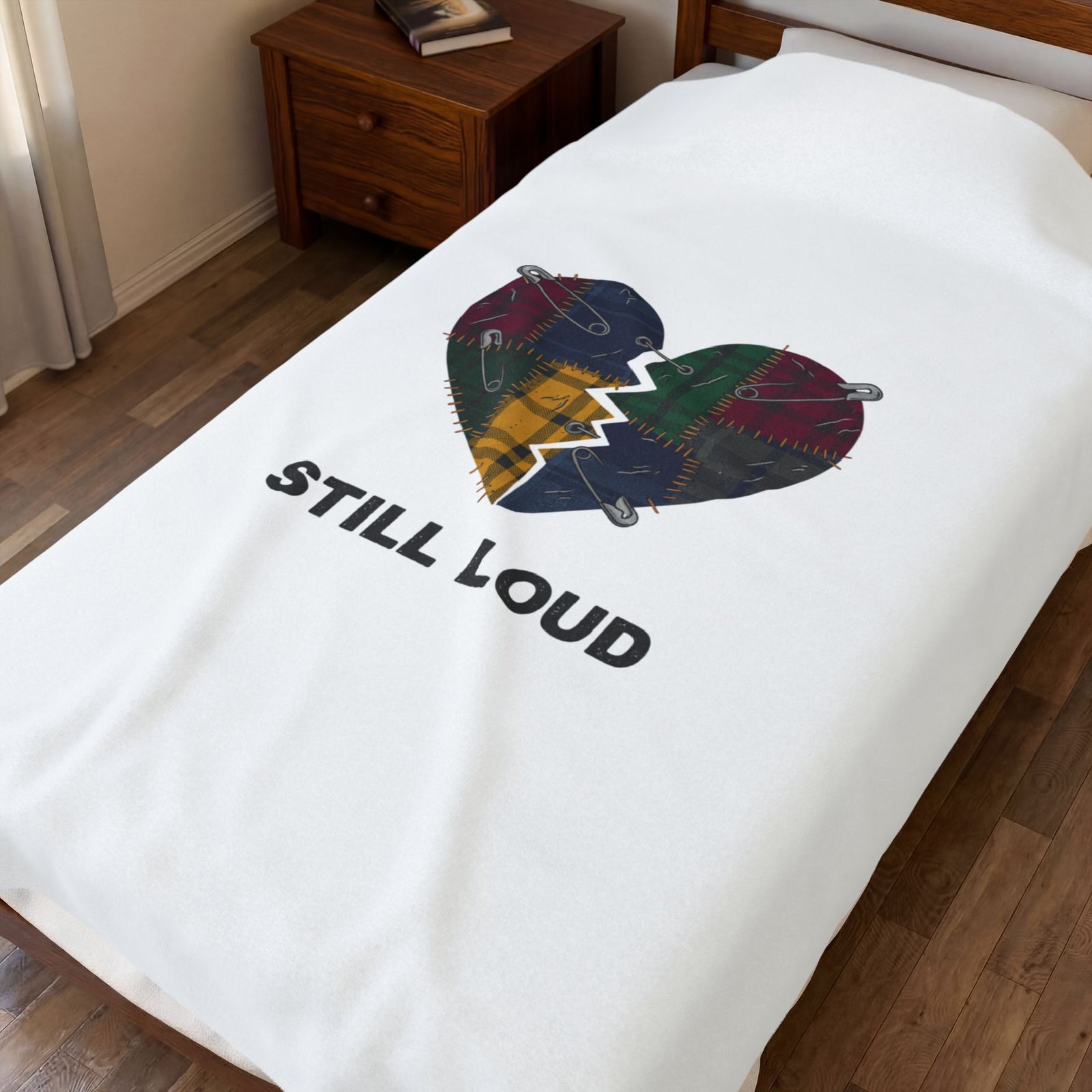 Still Loud Plaid Heart Velveteen Blanket | Grunge Revival, 90s Flannel Aesthetic